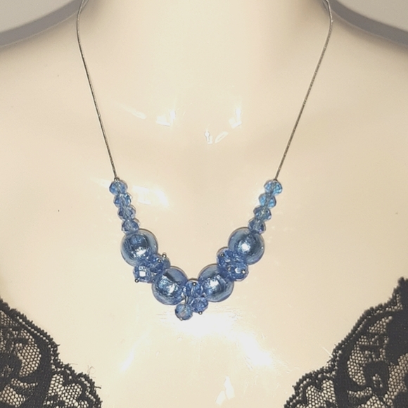 **3/$25** Shimmering Blue Necklace w Silver Tone Chain - Very Good Condition - Picture 2 of 3